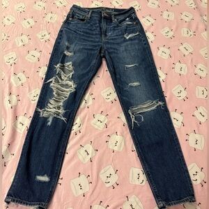 Women’s American Eagle Ripped Mom Jeans